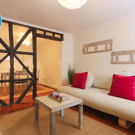 Santo Antonio Apartment Lisbon Bagian luar foto